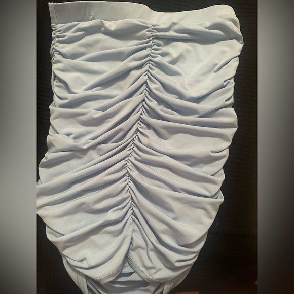 Fashion nova club set baby blue , crossed back, mini skirt - Picture 6 of 6